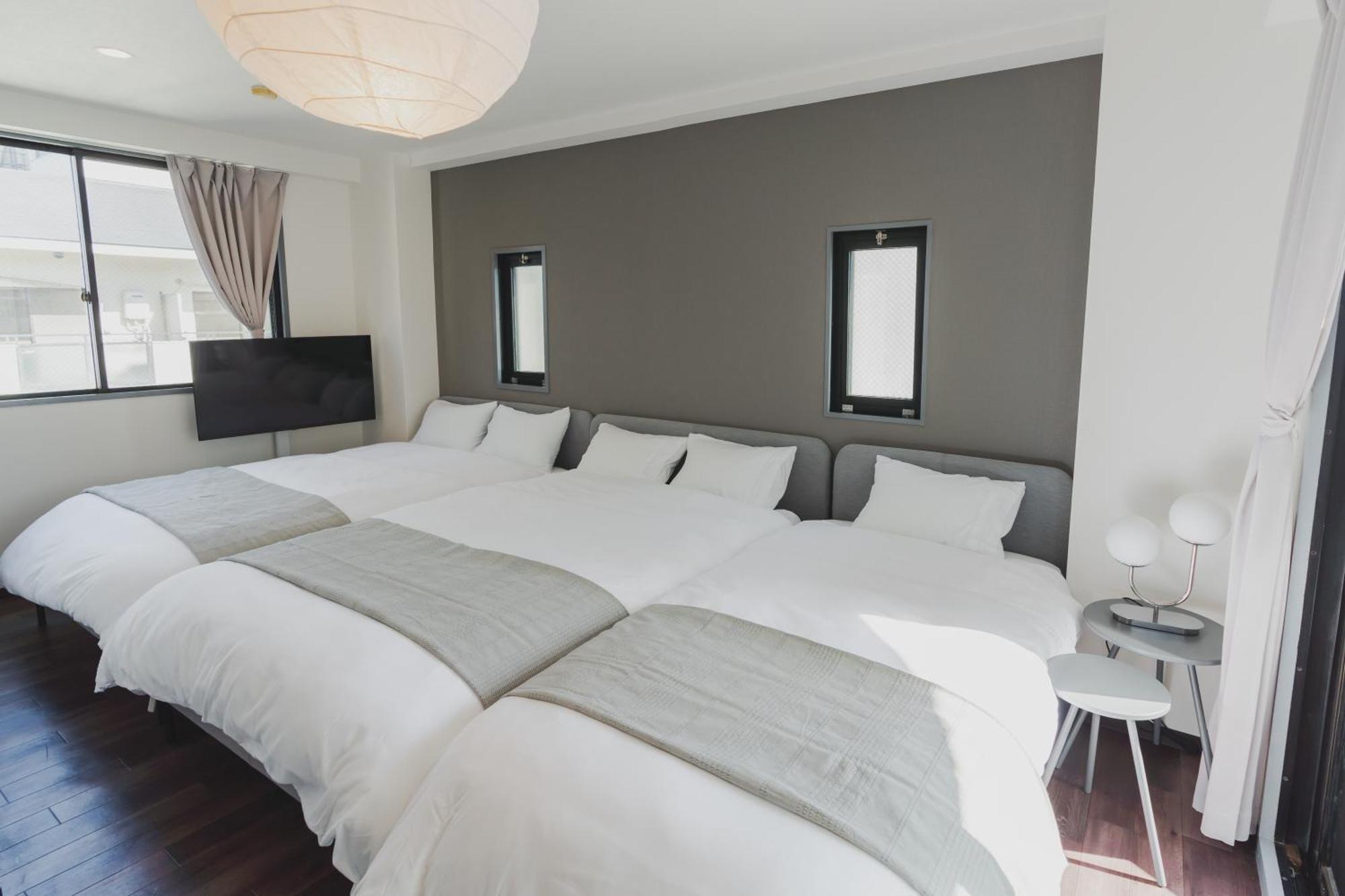 Blossom Coat Sakuragawa Aparthotel Osaka Ngoại thất bức ảnh